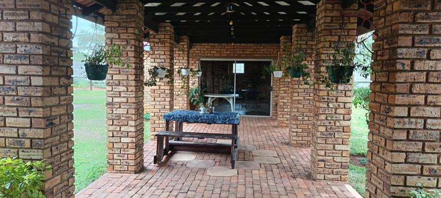 11 Bedroom Property for Sale in Rustenburg Rural North West